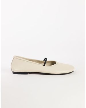 TOPSHOP Bella Leather Round Toe Ballet Flat - White