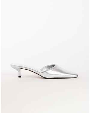 TOPSHOP Arthur Rounded Toe Mid-height Heel Mules - White