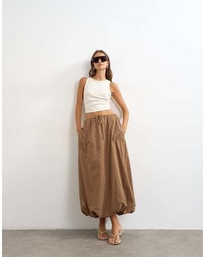 TOPSHOP Poplin Bubble Hem Maxi Skirt - Natural