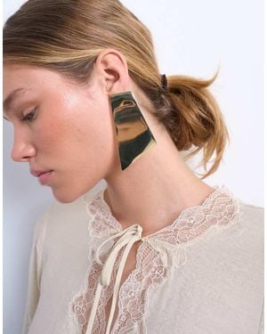 TOPSHOP Emmey Statement Stud Earrings - Metallic