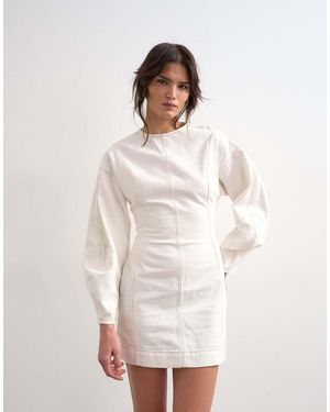 TOPSHOP Denim Ovoid Sleeve Mini Dress - White