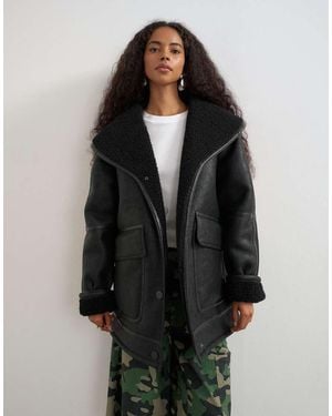 TOPSHOP Oversized Faux Leather Shearling Jacket With Patch Pockets - Black
