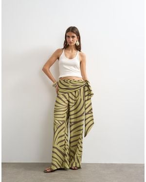 TOPSHOP Animal Plisse Wrap Scarf Detail Trousers - White