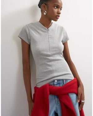 TOPSHOP Ribbed Zip V Short Sleeve Top - Grey