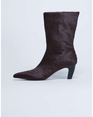 TOPSHOP Poppy Point Toe Ankle Boot - Black
