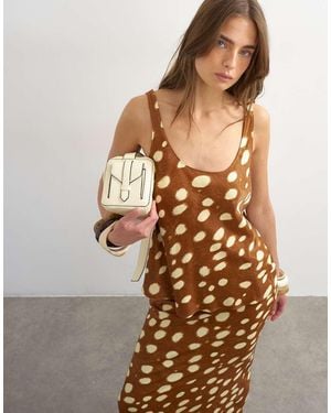 TOPSHOP Scoop Neck Cami Top - Brown