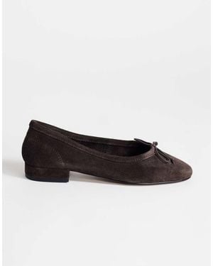 TOPSHOP Dottie Real Suede Block Heel Ballet Shoe - Brown