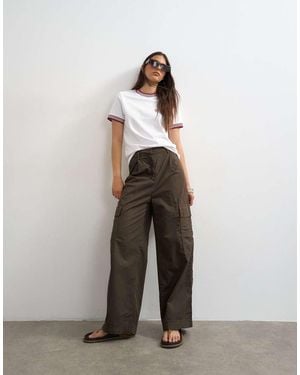 TOPSHOP High Rise Barrel Leg Trousers With Pleat - White