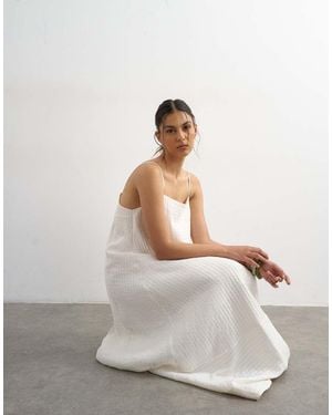 TOPSHOP Premium Textured Maxi Sundress - White
