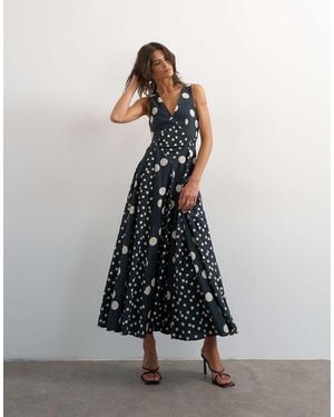TOPSHOP Deep V Neck Maxi Dress - Black