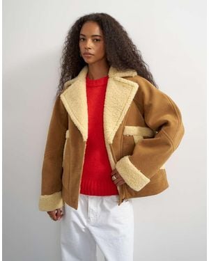 TOPSHOP Faux Shearling Short Jacket - Natural