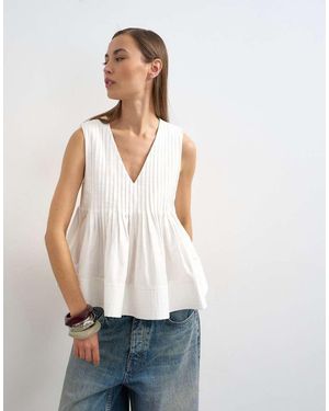 TOPSHOP V Neck Pintuck Detail A Line Top - White
