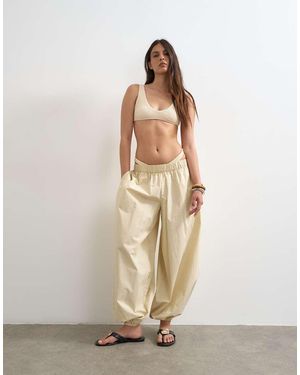 TOPSHOP Tara Crinkle Scoop Bikini Top - Natural