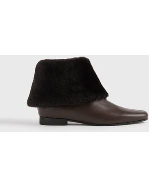 TOTEME Downtown Shearling Boots - White