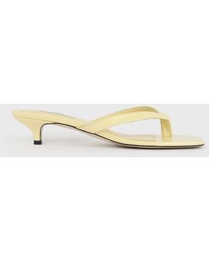 TOTEME Naplack Heeled Flip Flops - Natural