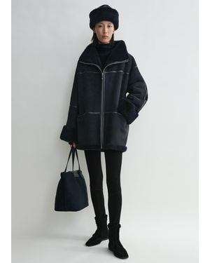 TOTEME Signature Shearling Jacket - Black