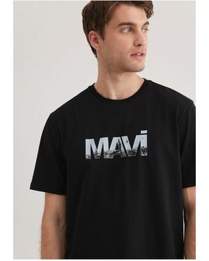 Mavi Schwarzes T-Shirt Mit Logo-Print, Normale Passform -900 Für Herren