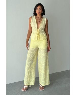 Trendyol Gelbe Baumwoll-Stickerei Gefütterte Hose Für Damen
