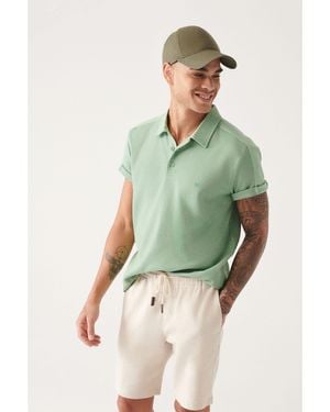 AVVA Wassergrünes T-Shirt Aus 100 Baumwolle Mit Polokragen A31Y1021 Für Herren