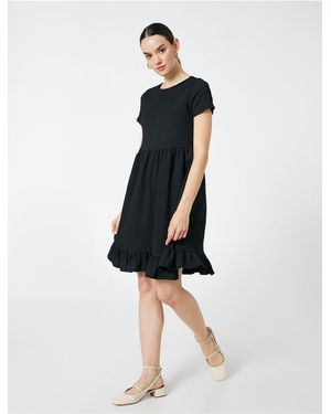 Koton Kurzes Kleid, Robe, Kurze Ärmel, Rüschen Für Damen - Weiß