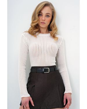 Trend Alaçatı Stili Weiße Strickbluse Mit Rundhalsausschnitt Und Durchbrochenem Muster Für Damen