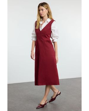 Trendyol Burgunderfarbenes, Gerades, Gewebtes Midi-Kleid Für Damen - Rot