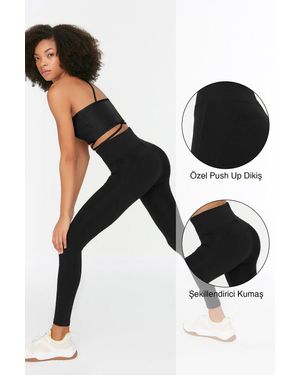 Trendyol Schwarze, Gestrickte Sport-Leggings Mit Push-Up-Effekt