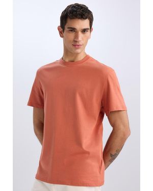 Defacto 100 Baumwolle Neues Basic-T-Shirt Mit Rundhalsausschnitt Und Normaler Passform, Einfarbig, Kurzärmelig V7699Az25Sp Für Herren - Orange