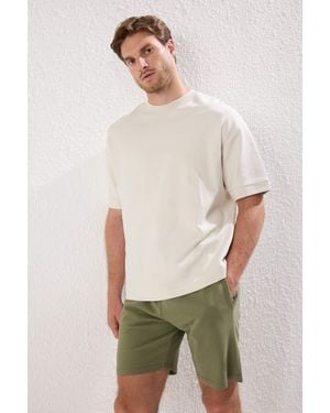 Trendyol Khakifarbene Oversize/Wide-Cut-Shorts Und Bermudas Aus 100 Baumwolle - Grün