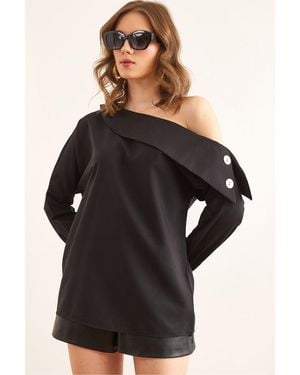 Olalook Schwarze Gewebte Bluse Mit U-Boot-Ausschnitt Und Knopfdetail Blz- 19002858 Für Damen