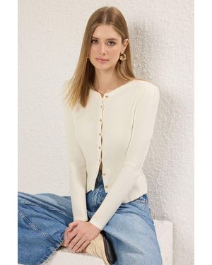 Trendyol Premium-Strickjacke Mit Rundhalsausschnitt – Custom Yarn Für Damen - Weiß