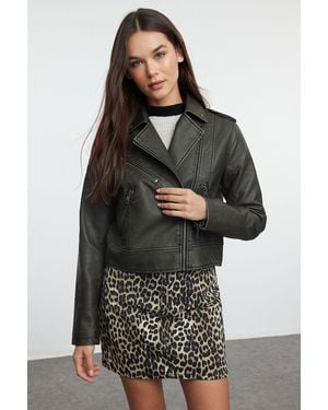 Trendyol Anthrazitfarbener Bikerjacke-Mantel Aus Kunstleder Mit Antiken Details Für Damen - Schwarz
