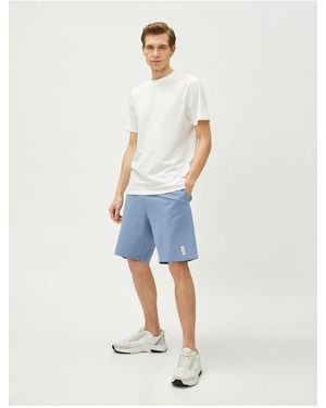 Koton Schnürshorts Mit Etikett Und Bedruckter Tasche Aus Baumwolle Mit Schmaler Passform Für Herren - Weiß