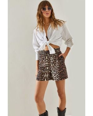 Bianco Lucci Shorts Und Bermudas Mit Leopardenmuster – Taschendetails, Modell 2528 Für Damen - Grün