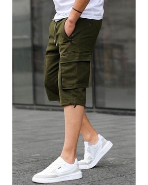 Madmext Khakifarbene Gabardine-Capri-Shorts Mit Cargo-Tasche Für Herren - Grün