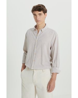 ALTINYILDIZ CLASSICS Comfort Fit Leinen-Sommerhemd – Bequeme Passform, Geknöpfter Kragen Für Herren - Weiß