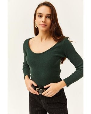 Olalook Smaragdgrüne Lycra-Bluse Mit Pool-Ausschnitt Für Damen - Schwarz