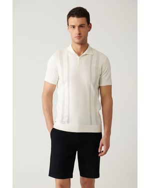 AVVA Ecrufarbenes, Durchbrochenes Polo-Kragen-Strick-T-Shirt Mit 3 Knöpfen A41Y5096 Für Herren - Weiß