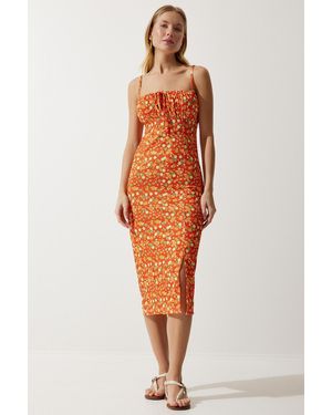 Happiness İstanbul Gelbes Sommer-Strickkleid Mit Blumenmuster Und Schlitz Ci00029 Für Damen - Orange