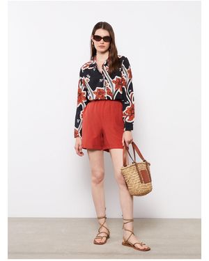 LC Waikiki Lcw Bequeme, Geformte Shorts Mit Geradem Bein Für Damen - Weiß