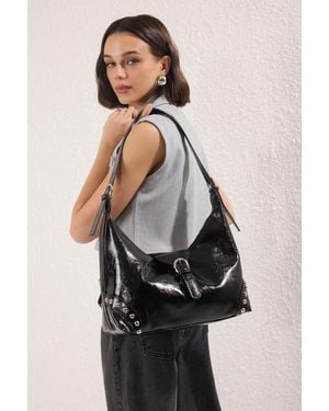 Trendyol Ovale Umhängetasche Mit Schwarzer Trok-Stein-Gürtelschnalle Für Damen