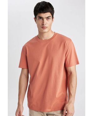Defacto 100 Baumwolle, Neues Basic-T-Shirt Mit Normaler Passform Und Rundhalsausschnitt, Einfarbig, Kurzärmelig, V7699Az24Sp Für Herren - Orange