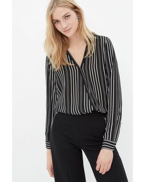 Koton Gestreifte Bluse Für Damen - Schwarz