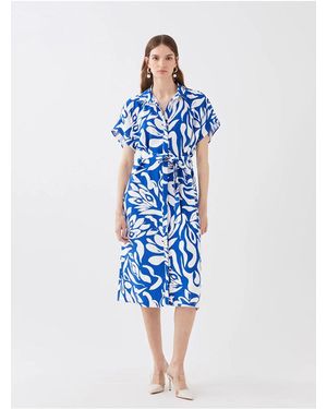 LC Waikiki Lcw Vision Kleid Aus Gemustertem, Kurzärmeligem, Übergroßem Popeline Mit Hemdkragen Für Damen - Blau