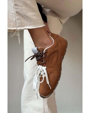 NİŞANTAŞI SHOES Bellini Schnürsneaker Aus Braunem Wildleder Mit Flacher Sohle Für Damen - Natur
