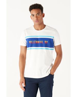 AC&Co / Altınyıldız Classics Slim Fit T-Shirt Mit Schmalem Schnitt Und Rundhalsausschnitt Aus 100 Baumwolle Mit Aufdruck Für Herren - Blau
