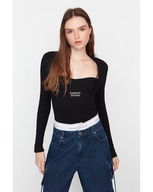Trendyol Schwarze, Detaillierte Bluse Mit Kragen Für Damen