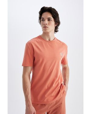Defacto Bedrucktes Kurzarm-T-Shirt Mit Normaler Passform Und Rundhalsausschnitt C5650Ax Für Herren - Orange