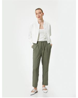 Koton Chinohose Mit Schnürung, Hoher Bund, Taschendetail Für Damen - Grün