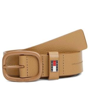 Tommy Hilfiger Ledergürtel Mit Markiertem Abzeichen - Natur